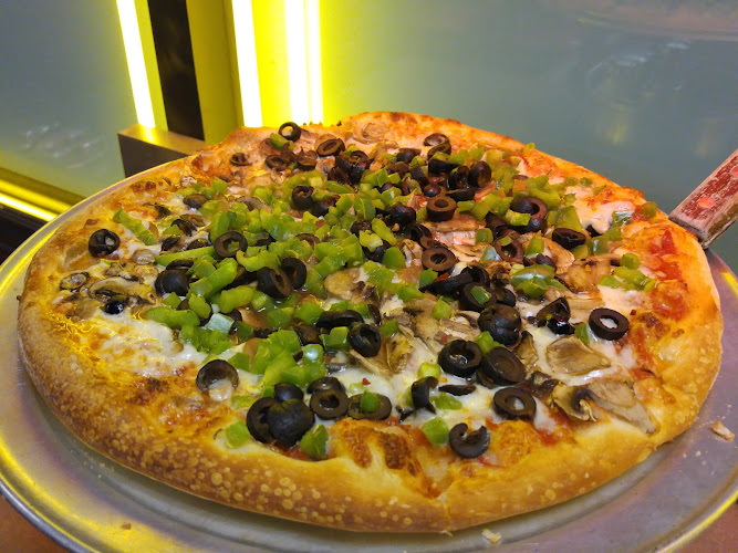 #5 best pizza place in Lakewood - Johnny's New York Pizza & Pasta