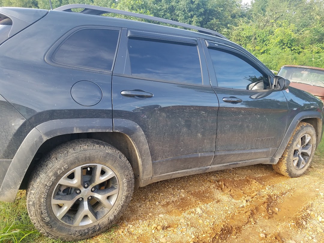 RedLine Auto Towing and Exhaust / Muffler Shop