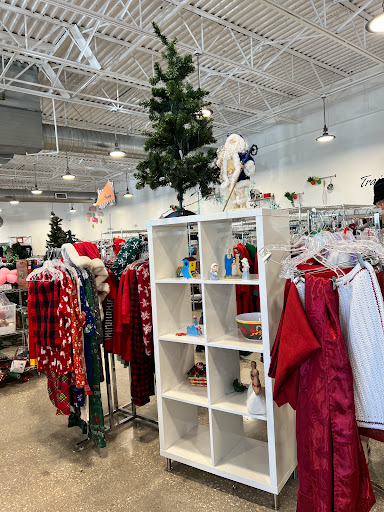 Charity «Goodwill Store & Donation Center», reviews and photos