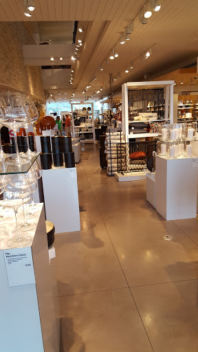 Furniture Store «Crate and Barrel», reviews and photos, 9607 Research Blvd, Austin, TX 78759, USA