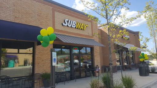 Restaurant «SUBWAY® Restaurants», reviews and photos, 1945 Medical Dr #400, Lakeway, TX 78734, USA