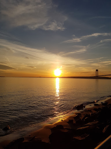 Park «Dyker Beach Park», reviews and photos, 334 Bay 8th St, Brooklyn, NY 11228, USA