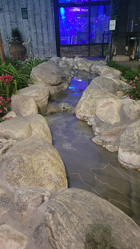 Shopping Mall «Canyon Crest Towne Centre», reviews and photos, 5227 Canyon Crest Dr, Riverside, CA 92507, USA