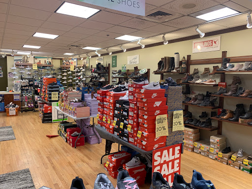 Shoe Store «Tradehome Shoes», reviews and photos, 3902 13th Ave SW, Fargo, ND 58103, USA