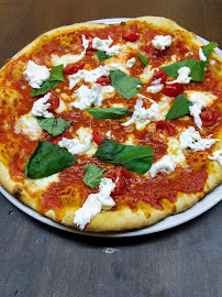 Pizza du Pizzeria LA GIRANDOLE à Cassis - n°18