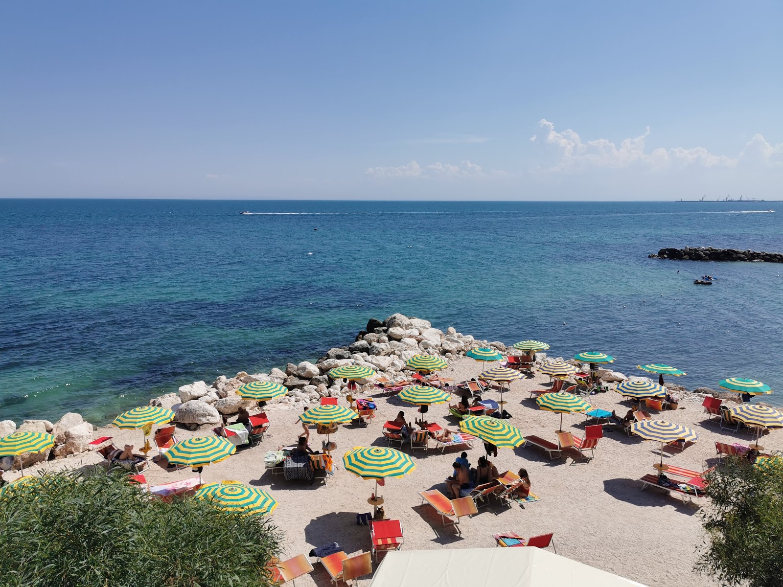 Zdjęcie Spiaggia di Lido Macchia obszar kurortu nadmorskiego