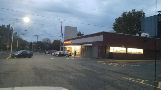 Hardware Store «Harbor Freight Tools», reviews and photos, 1335 N Mason St, Portland, OR 97217, USA