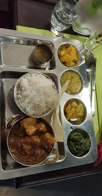 Thali du Restaurant indien AADHAVAN à Melun - n°6