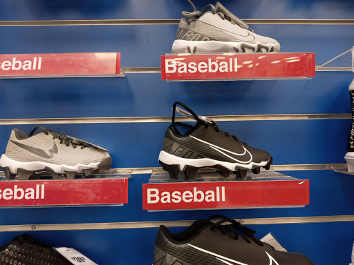 Sporting Goods Store «Big 5 Sporting Goods», reviews and photos, 8990 Knott Ave, Buena Park, CA 90620, USA