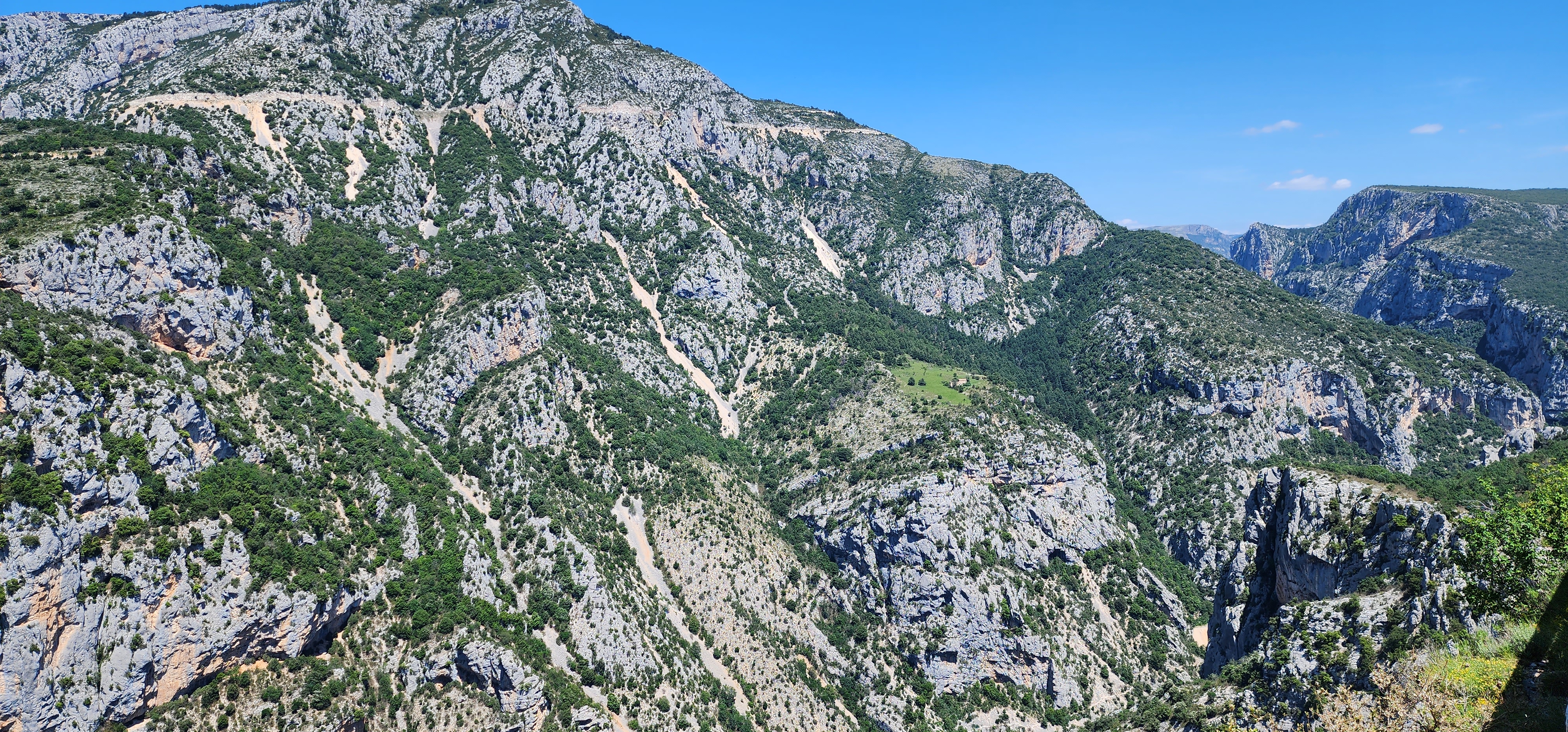 Photo n° 24 de l'avis de Konstantin.a fait le 03/07/2023 à 21:05