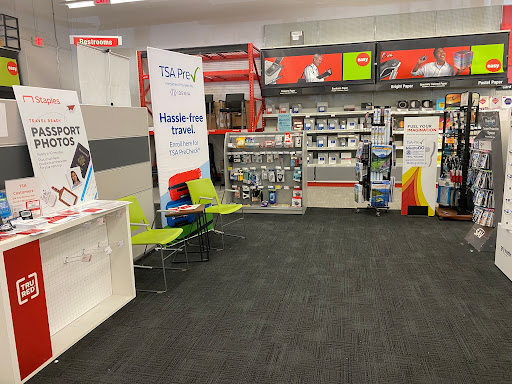 Office Supply Store «Staples», reviews and photos, 4029 Pearl Rd, Medina, OH 44256, USA