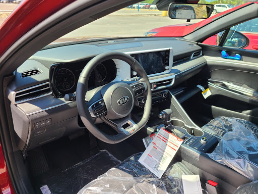 Car Dealer «Friendly Kia», reviews and photos, 5819 US-19, New Port Richey, FL 34652, USA