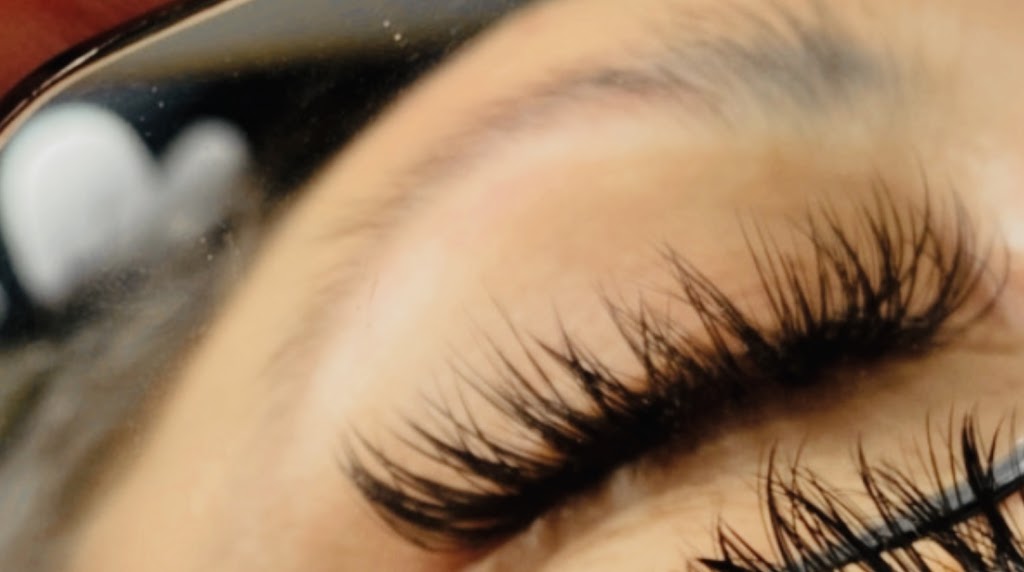 Bella Gem Lashes 18017