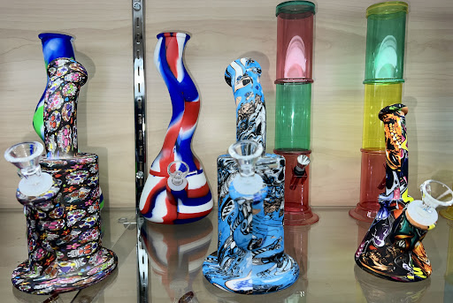 Tobacco Shop «Alta Loma Smoke Shop», reviews and photos, 8722 Base Line Rd, Alta Loma, CA 91701, USA