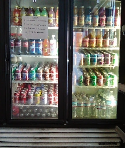 Tobacco Shop «Famous Smoke Shop», reviews and photos, 3022 Stockton Blvd # 6, Sacramento, CA 95820, USA