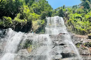 Jhari Waterfall image