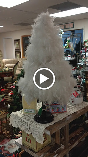 Consignment Shop «New Leaf Home Furnishings», reviews and photos, 2449 Pierce Dr #3, Spring Grove, IL 60081, USA