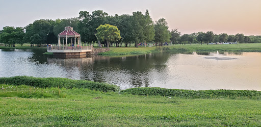 Park «Towne Lake Park», reviews and photos, 800 Esters Rd, Irving, TX 75061, USA