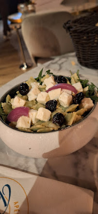 Salade grecque du Restaurant français Etang Gourmand à Bourgoin-Jallieu - n°5