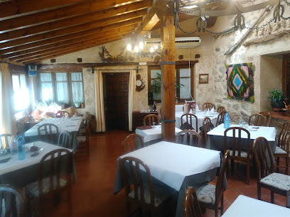 Restaurante Venta Hontoria - Carr. de Villacastín, 2, 40006 Hontoria, Segovia, Spain