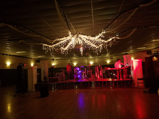 Bowling Alley «The Hardwoods Bowling and Banquet Center», reviews and photos, 1091 E Center St, Ithaca, MI 48847, USA