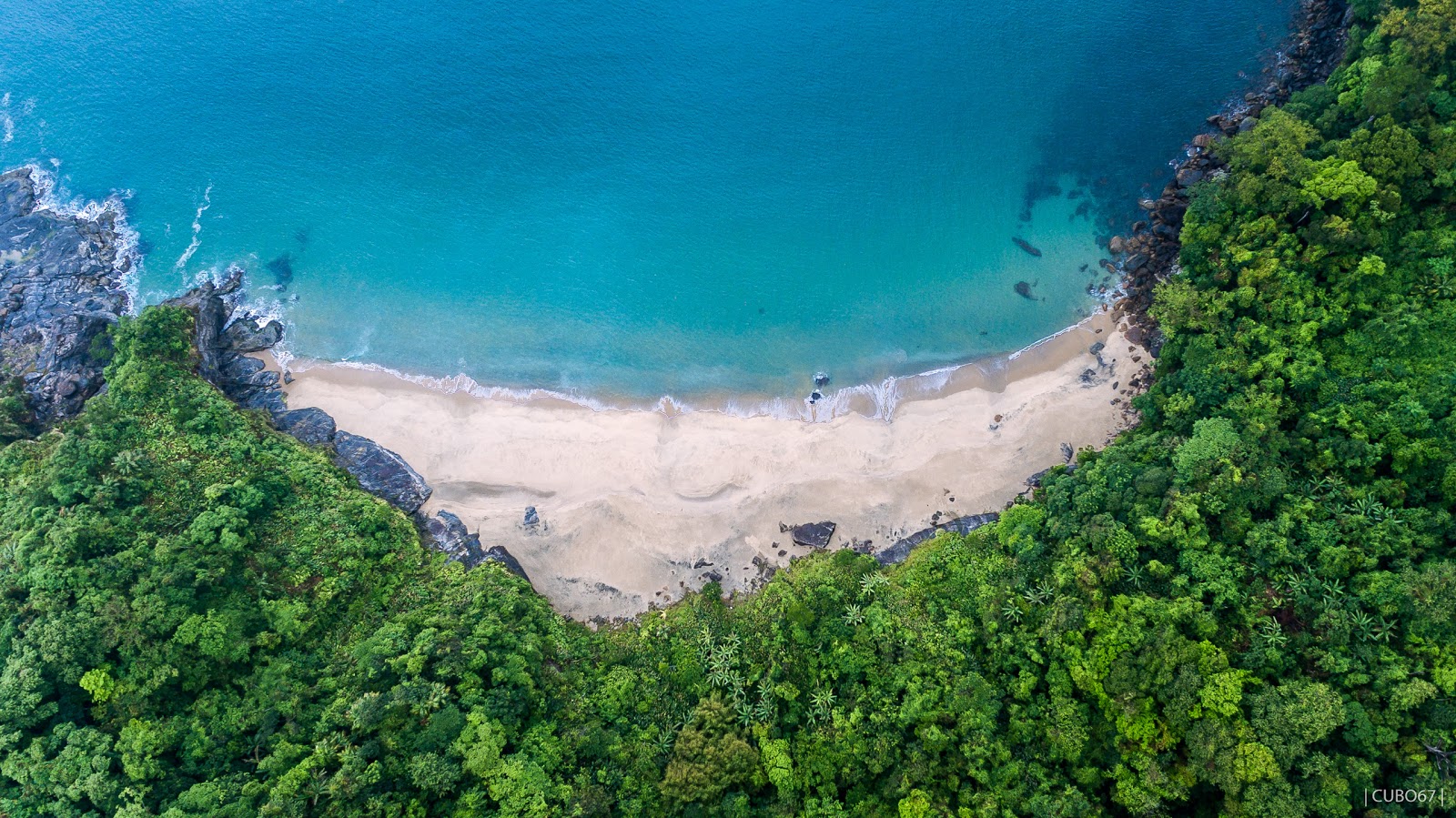 Fotografija Plaža Brava z prostoren zaliv