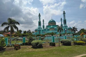 Masjid Agung Al Mannan Dumai image