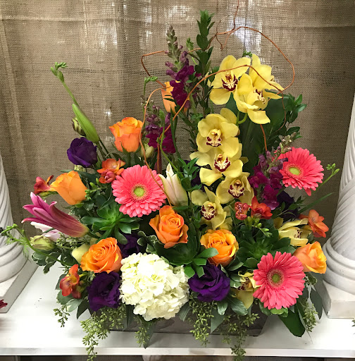 Angelas Florist and Gifts image