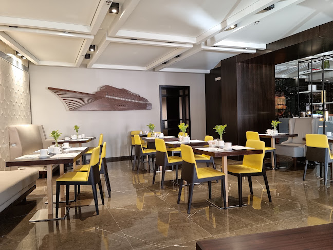 Golden Crown Haifa Hotel - מלון