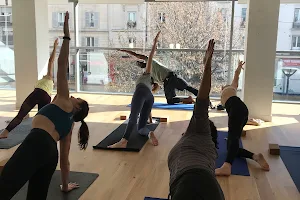 Yoga Village Batignolles image