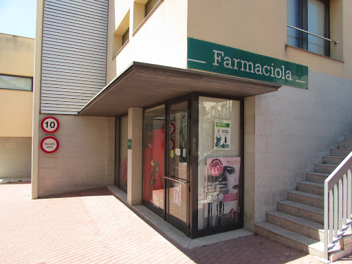 Información y opiniones sobre Farmaciola de Castellolí de Castellolí