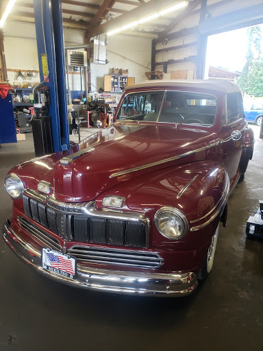 Auto Repair Shop «H & H Auto Repair», reviews and photos, 15105 WA-99 C, Lynnwood, WA 98087, USA