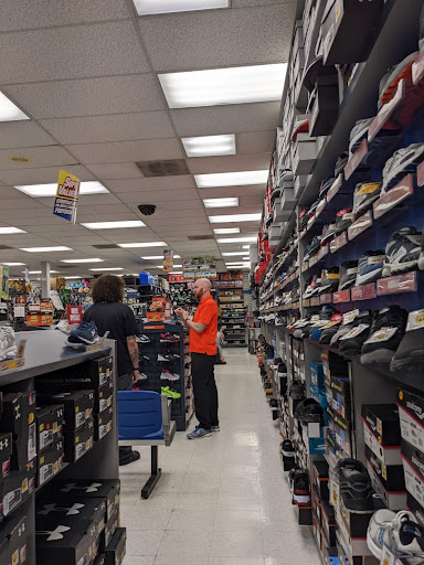 Big 5 Sporting Goods - Silverdale, 9989 Silverdale Way NW, Silverdale, WA 98383, USA, 