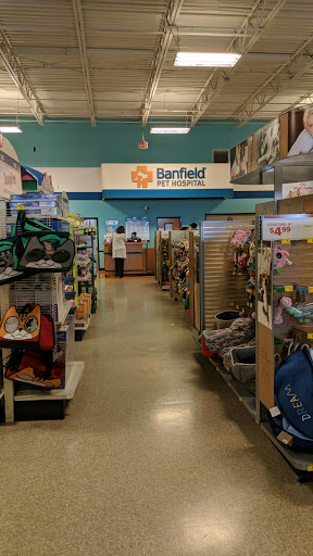 Pet Supply Store «PetSmart», reviews and photos, 730 S Sepulveda Blvd, El Segundo, CA 90245, USA