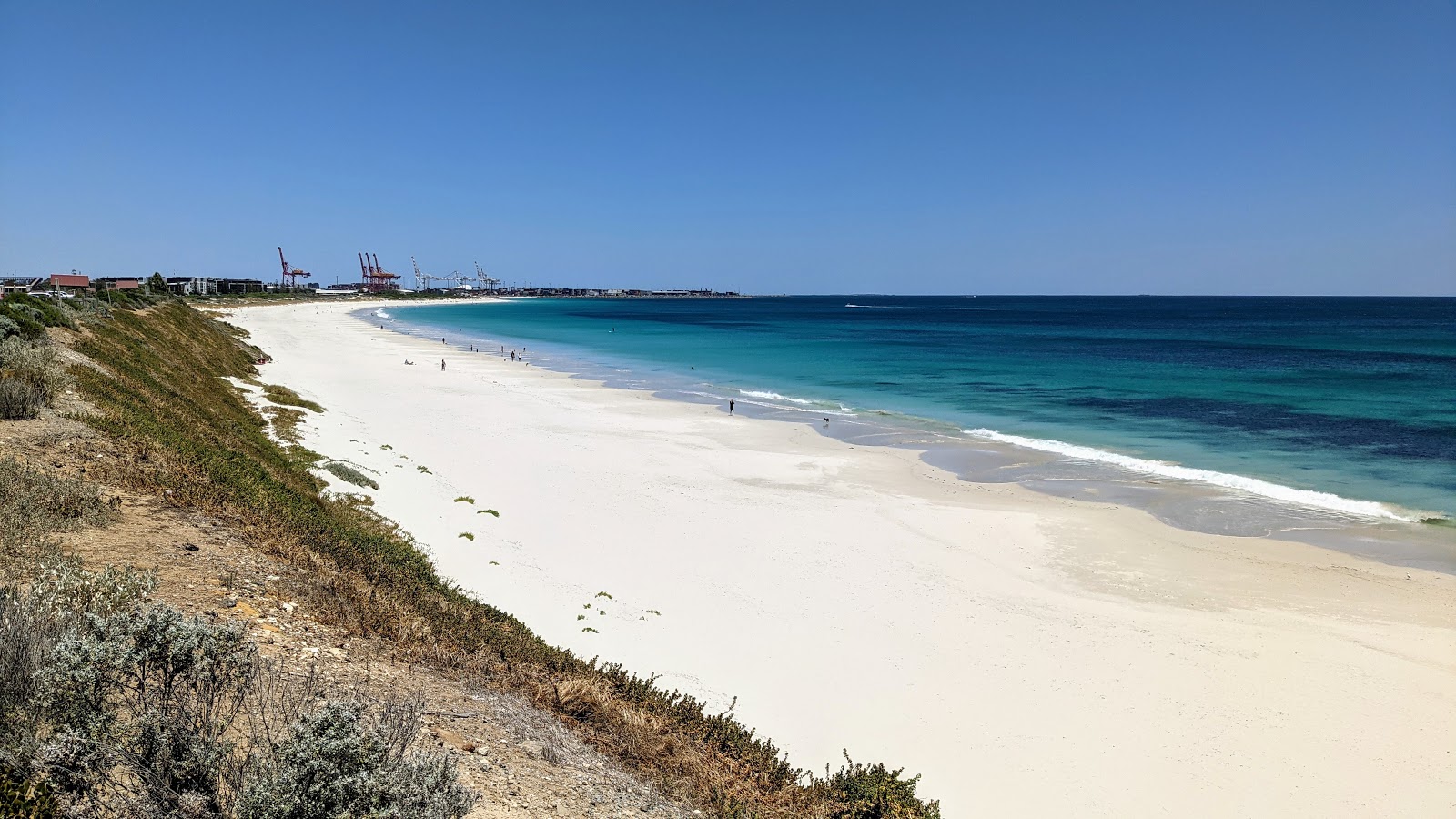 Foto de Leighton Beach com relativamente limpo nível de limpeza