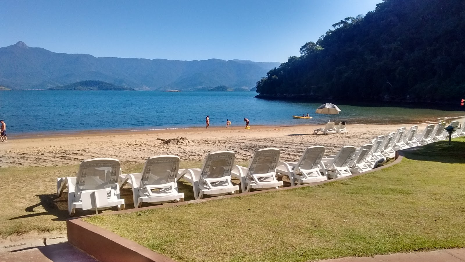 Foto di Spiaggia di Tanguá con molto pulita livello di pulizia