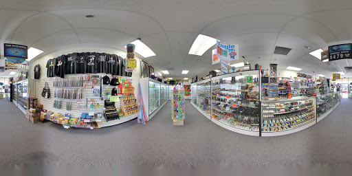 Tobacco Shop «Habits Vape & Smoke shop», reviews and photos, 8391 Folsom Blvd, Sacramento, CA 95826, USA
