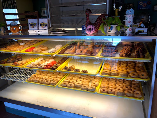 Donut Shop «Daylight Donuts», reviews and photos, 9517 Fredericksburg Rd, San Antonio, TX 78240, USA