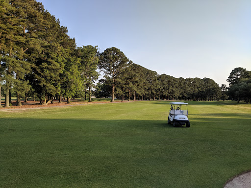 Golf Course «Sewells Point Golf Course», reviews and photos, 660 Ruthven Rd, Norfolk, VA 23505, USA