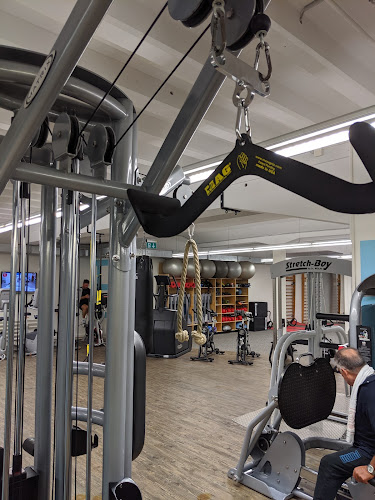 Opinii despre BUDGET Fitness Niederlenz în Oftringen - Fitnessstudio