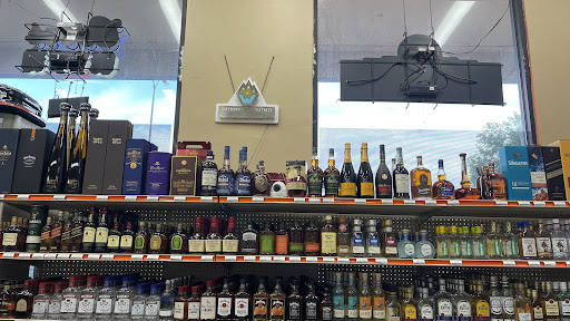 Liquor Store «9th Ave. Liquor Warehouse», reviews and photos, 750 9th Ave, Longmont, CO 80501, USA