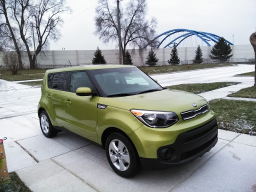 Auto Repair Shop «Summit Place Kia East», reviews and photos, 44900 N Gratiot Ave, Charter Twp of Clinton, MI 48036, USA