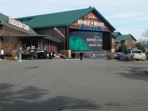 Sporting Goods Store «Bass Pro Shops», reviews and photos, 1935 S Campbell Ave, Springfield, MO 65807, USA