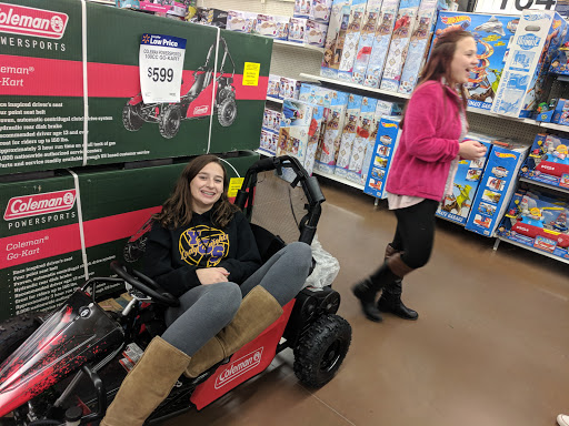 Department Store «Walmart Supercenter», reviews and photos, 4235 Veteran Dr, Geneseo, NY 14454, USA