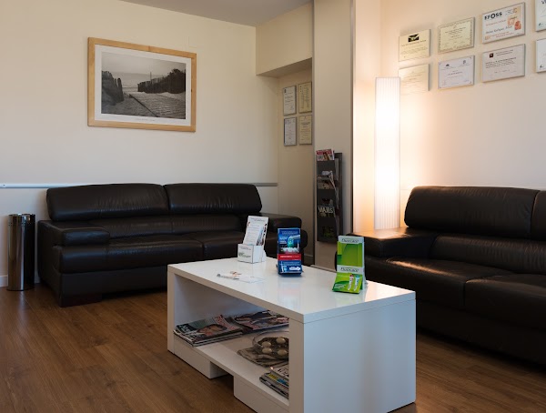 Clínica Dental - Este