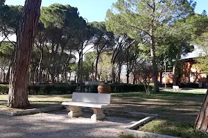 Parco dei Canapè image