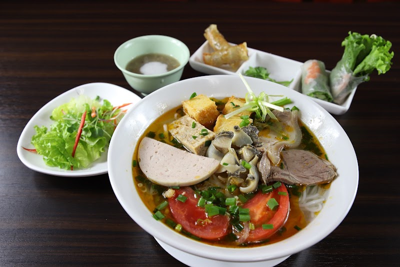 ベトナム料理新大久保店ーNhà Hàng Việt Nam みちゃんベトナム料理