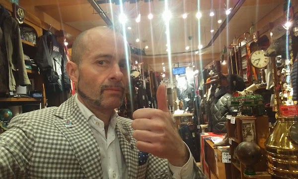 Imagen de JAQUETON - Exclusive - Ropa Hombre  Mujer (18 de 22)