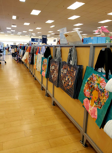 Department Store «Marshalls», reviews and photos, 550 Kinderkamack Rd, Emerson, NJ 07630, USA