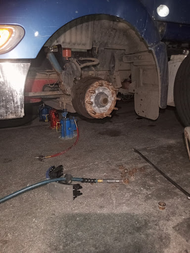 Clothing Store «Ross Dress for Less», reviews and photos, 640 Concar Dr, San Mateo, CA 94402, USA